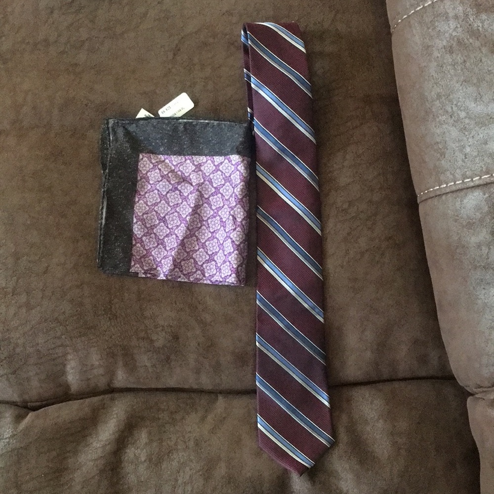 Joseph Abboud tie and handkerchief